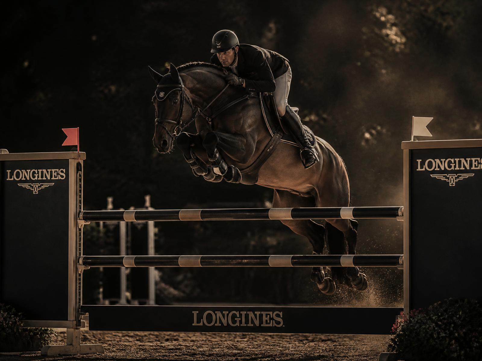 Show jumper at speed